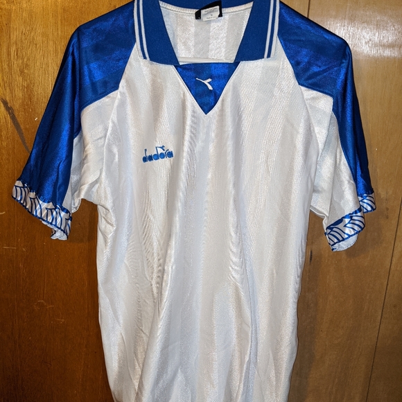 black and white jordan sweatshirt